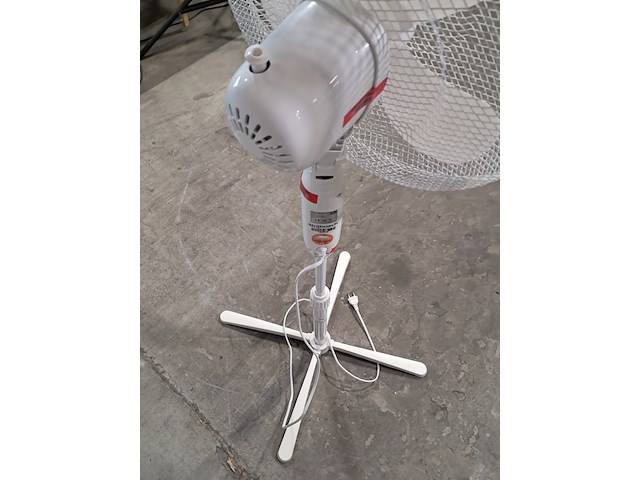 Ca. 31x staande ventilator, o.a. strijbosch - afbeelding 5 van  10
