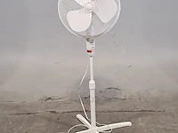 Ca. 31x staande ventilator, o.a. strijbosch