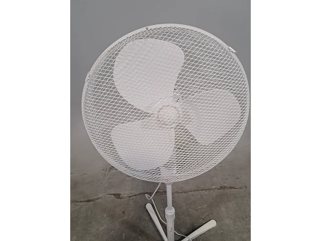Ca. 31x staande ventilator, o.a. strijbosch - afbeelding 3 van  10