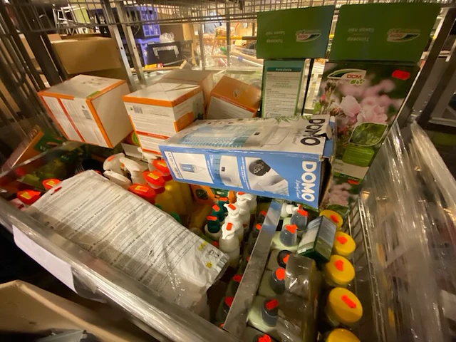 Ca. 323x tuinartikelen en bestrijdinsgmiddelen., dcm, ecostyle en hxg - afbeelding 1 van  4