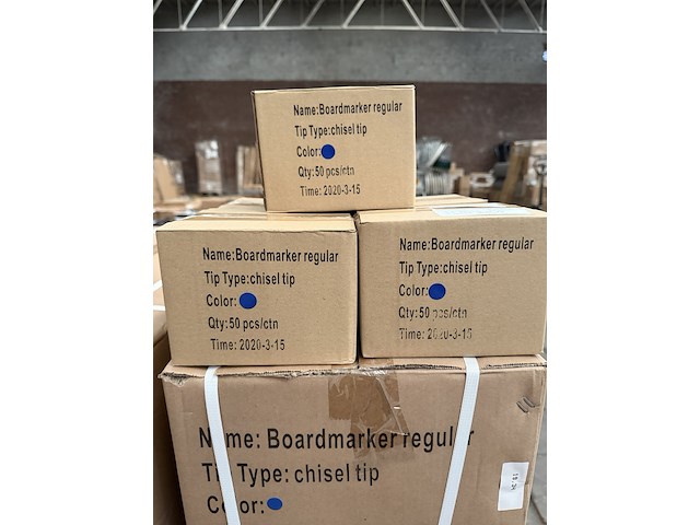 Ca. 3250x boardmarker regular chisel tip blauw - afbeelding 2 van  3