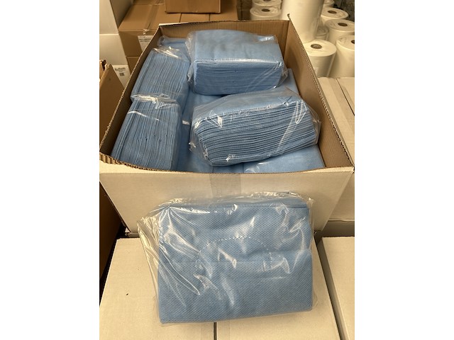 Ca. 3250x poetsdoek 48x45 cm m-vouw - afbeelding 1 van  6