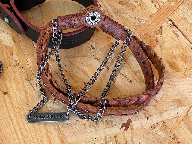 Ca. 325x mixpartij lederen armbanden fred&bruder - afbeelding 3 van  12