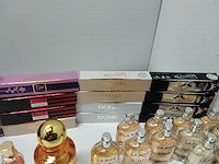 Ca. 32x diverse soorten parfums - afbeelding 3 van  5