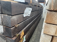 Ca. 32x douglas balken fijnbezaagd, 120x120mm, lengte 500cm - afbeelding 2 van  3