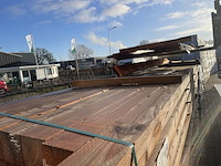 Ca. 32x douglas balken fijnbezaagd, 120x120mm, lengte 500cm - afbeelding 1 van  3