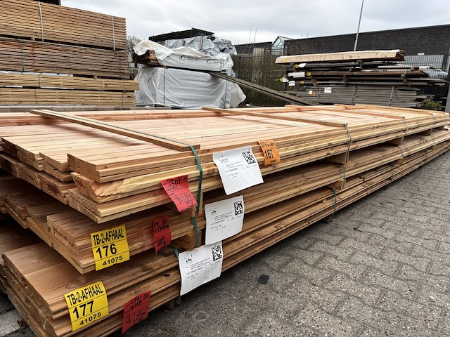 Ca. 32x douglas zweeds rabat, 26x160mm, lengte 500cm - afbeelding 3 van  3