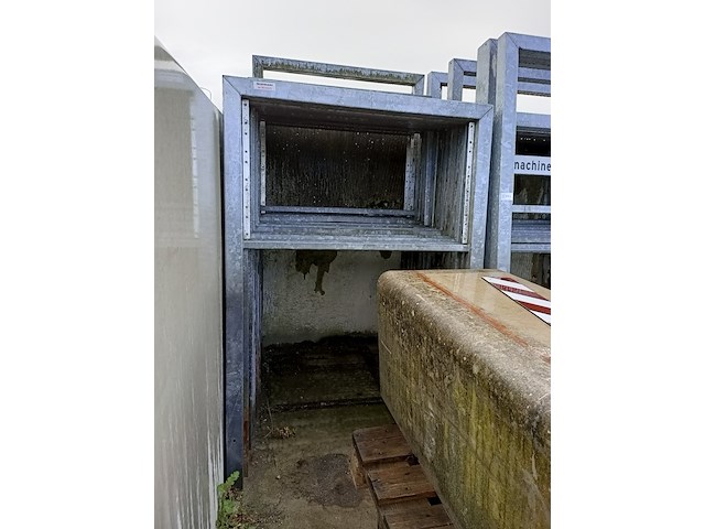 Ca. 32x gegalvaniseerde borden frame - afbeelding 2 van  5