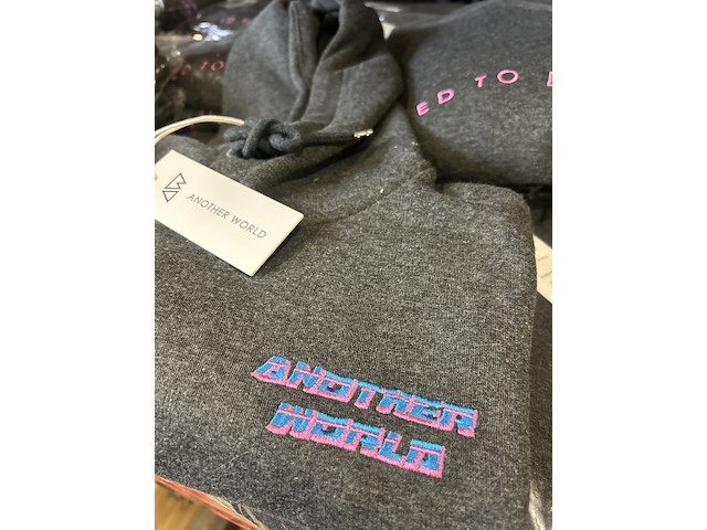 Ca. 32x hoodie, sweatshirt - afbeelding 5 van  11