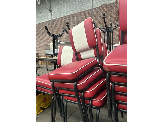 Ca. 32x horeca retro stoel met tafels - afbeelding 9 van  9
