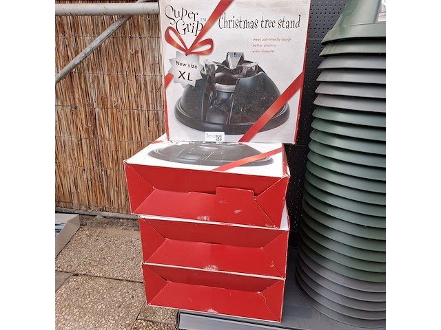 Ca. 32x kerstboomstandaard, o.a. elho - afbeelding 2 van  5