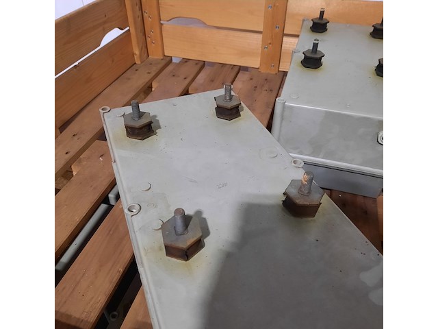 Ca. 32x scheidingstrafo, de drie electronics - afbeelding 6 van  7