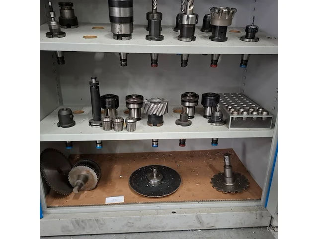 Ca. 33x diverse gereedschapshouders t.b.v. freesmachine, kavel 3 - afbeelding 18 van  35