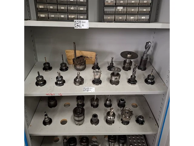 Ca. 33x diverse gereedschapshouders t.b.v. freesmachine, kavel 3 - afbeelding 12 van  35