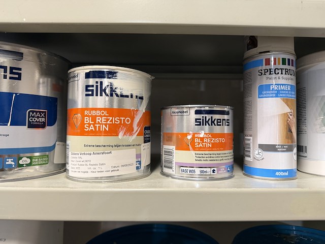 Ca. 33x diversen w.o. betoncirestuc, isoleermiddel, matlak, primer, w.o. stucco d'or, sikkens, griffon, den braven - afbeelding 8 van  12