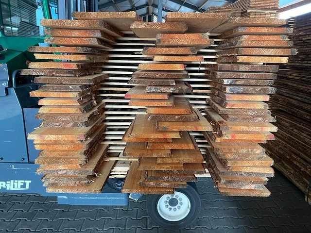 Ca. 33x douglas onbekantrechte schaaldelen, 22x200-250mm, lengte 300cm - afbeelding 2 van  3