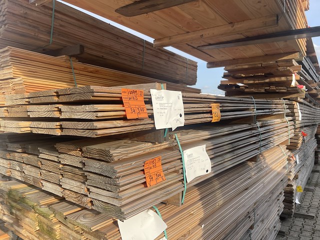 Ca. 33x douglas wisselsponning/halfhoutsrabat, 18x190mm, lengte 300cm - afbeelding 2 van  3