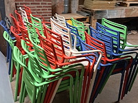 Ca. 33x kunststof tuinstoel en 4x bureaustoel - afbeelding 2 van  6