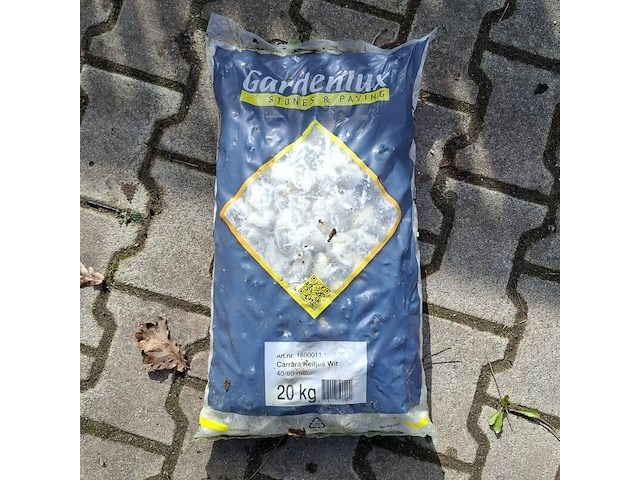 Ca. 33x zak carrara keitjes a 20 kg, gardenlux, wit - afbeelding 1 van  5