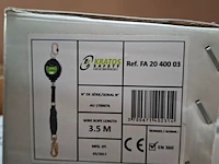 Ca. 34x diverse harnassen en toebehoren o.a. petzl - afbeelding 6 van  16