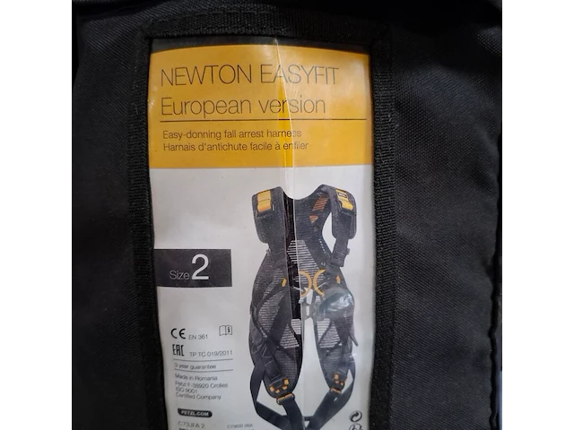 Ca. 34x diverse harnassen en toebehoren o.a. petzl - afbeelding 11 van  16