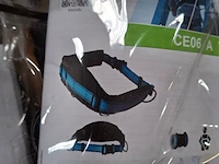 Ca. 34x diverse harnassen en toebehoren o.a. petzl - afbeelding 15 van  16
