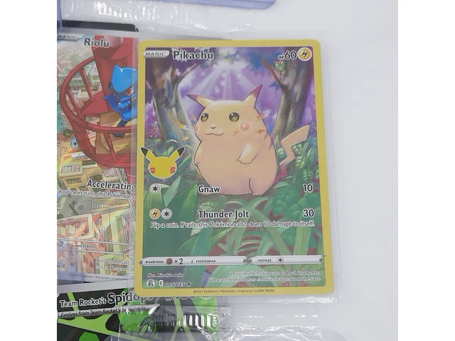 Ca. 34x kaart, pokémon, o.a. radiant charizard - afbeelding 8 van  21