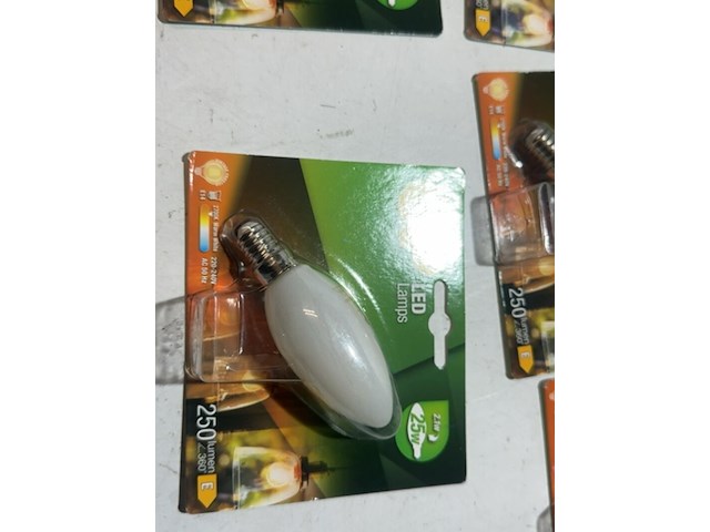 Ca. 34x led candle filament lamp 2.5w, gp lighting, e14 - afbeelding 4 van  4