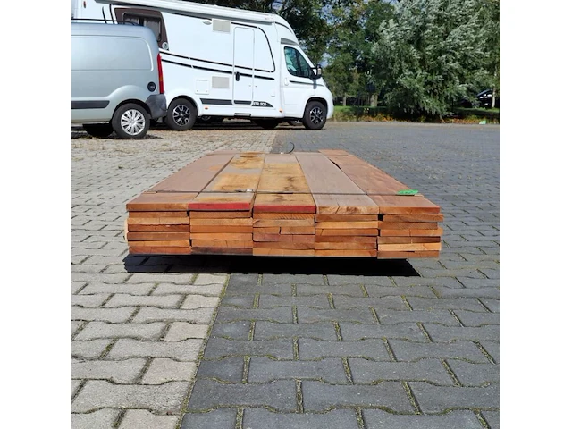 Ca. 34x vlonder/gevel plank, tropisch hardhout | 21x185 mm - afbeelding 4 van  5