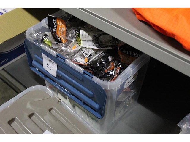 Ca. 35 portwest veiligheidsbrillen in kunststoffen bak - afbeelding 2 van  3