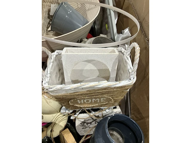Ca. 350x decoratie artikelen in kuubsdoos - afbeelding 6 van  10