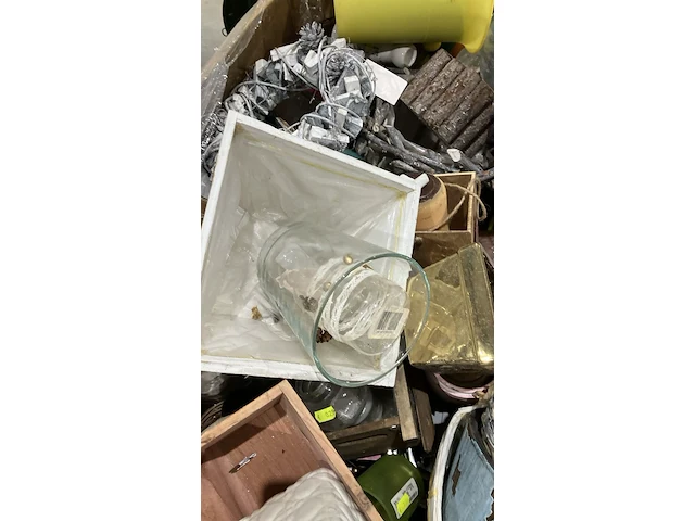 Ca. 350x decoratie artikelen in kuubsdoos - afbeelding 6 van  11