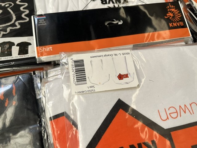 Ca. 350x knvb voetbalkleding voor kinderen - afbeelding 14 van  14