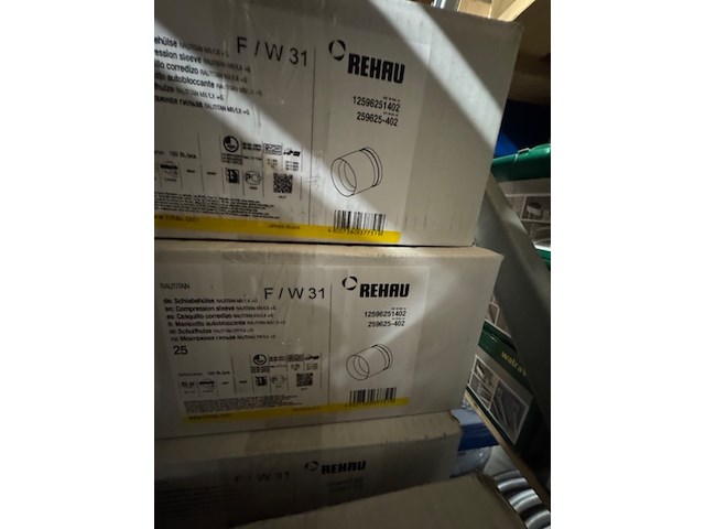 Ca. 350x koppelingen en ca. 200x schuifhuls, rautitan rx - afbeelding 2 van  10