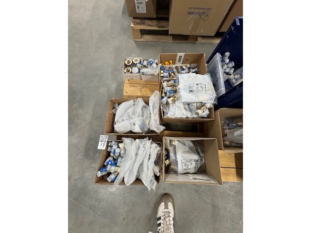 Ca. 350x perskoppeling, geberit, flowfit - afbeelding 2 van  3