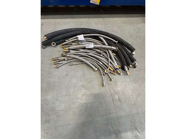 Ca. 35x aansluitslang - afbeelding 1 van  3