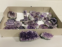 Ca. 35x amethist brokjes - afbeelding 1 van  7