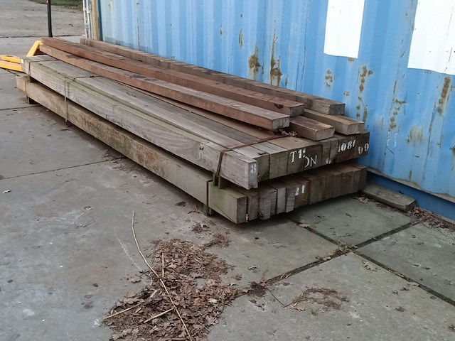 Ca. 35x azobe houten balken - afbeelding 3 van  4