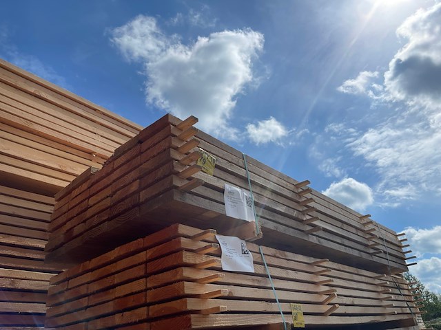 Ca. 35x douglas balken fijnbezaagd, 43x200mm, lengte 300cm - afbeelding 4 van  4