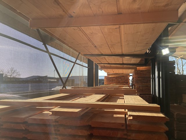 Ca. 35x douglas blokhut profiel, 26x175mm, lengte 500cm - afbeelding 1 van  3