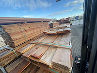 Ca. 35x douglas blokhutprofiel, 28x190mm, lengte 13/300cm, 22/500cm - afbeelding 1 van  3