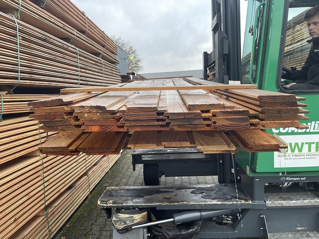 Ca. 35x douglas channelsiding, 18x137mm, lengte 10/500cm, 25/300cm - afbeelding 3 van  3