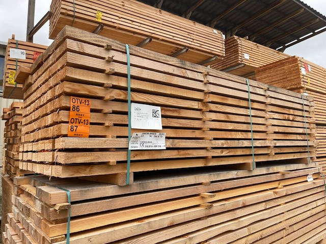 Ca. 35x douglas dakbalken fijnbezaagd, 50x150mm, lengte 300cm - afbeelding 4 van  4