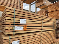 Ca. 35x douglas dakbalken fijnbezaagd, 50x150mm, lengte 300cm - afbeelding 4 van  4