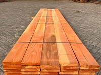 Ca. 35x douglas planken fijnbezaagd, 30x200mm, lengte 500cm