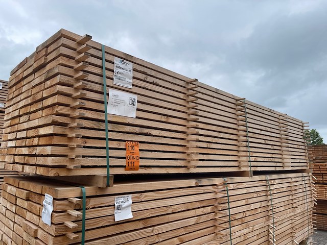 Ca. 35x douglas planken fijnbezaagd, 38x200mm, lengte 400cm - afbeelding 4 van  4