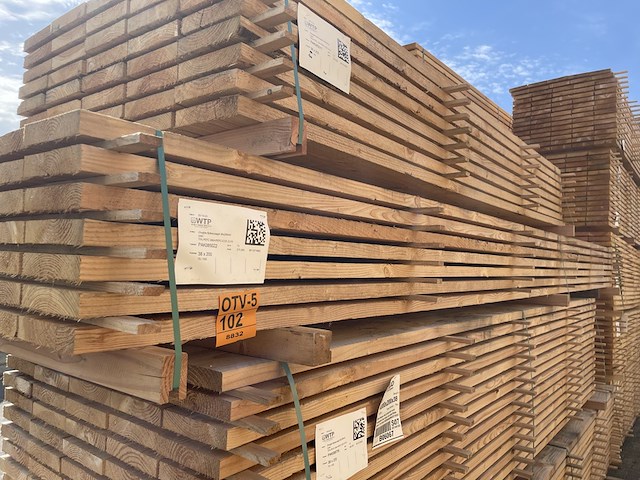 Ca. 35x douglas planken fijnbezaagd, 38x200mm, lengte 500cm - afbeelding 4 van  4