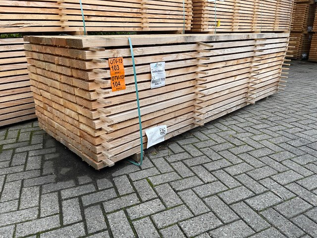 Ca. 35x douglas planken fijnbezaagd, 43x200mm, lengte 300cm - afbeelding 4 van  4