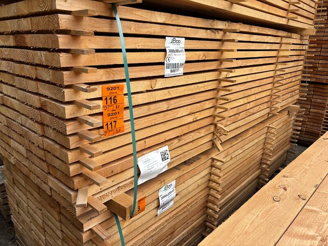 Ca. 35x douglas planken fijnbezaagd, 43x200mm, lengte 300cm - afbeelding 4 van  4