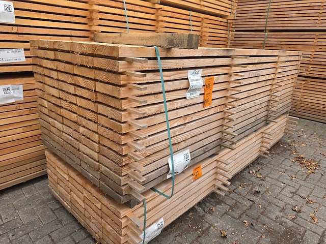 Ca. 35x douglas planken fijnbezaagd, 43x200mm, lengte 300cm - afbeelding 4 van  4